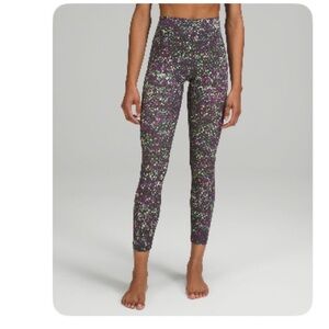 NWT - lululemon - Wunder Under HR tight ‘25 Inseam - size 10